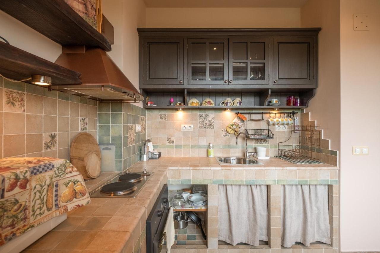 Kings Park Boutique Apartment София Экстерьер фото