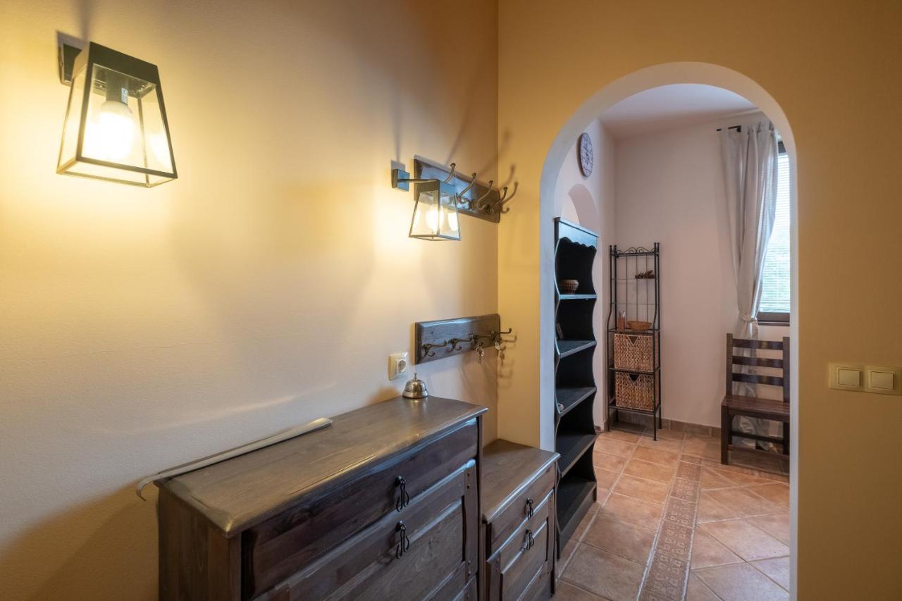 Kings Park Boutique Apartment София Экстерьер фото